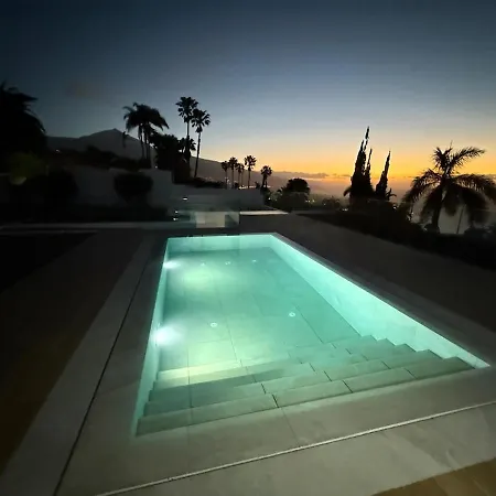 Tulipan Sunset Con Piscina Climatizada *